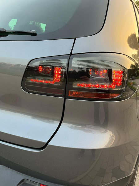 LED Upgrade Design Rückleuchten für VW Tiguan 5N Facelift 11-15 rauch